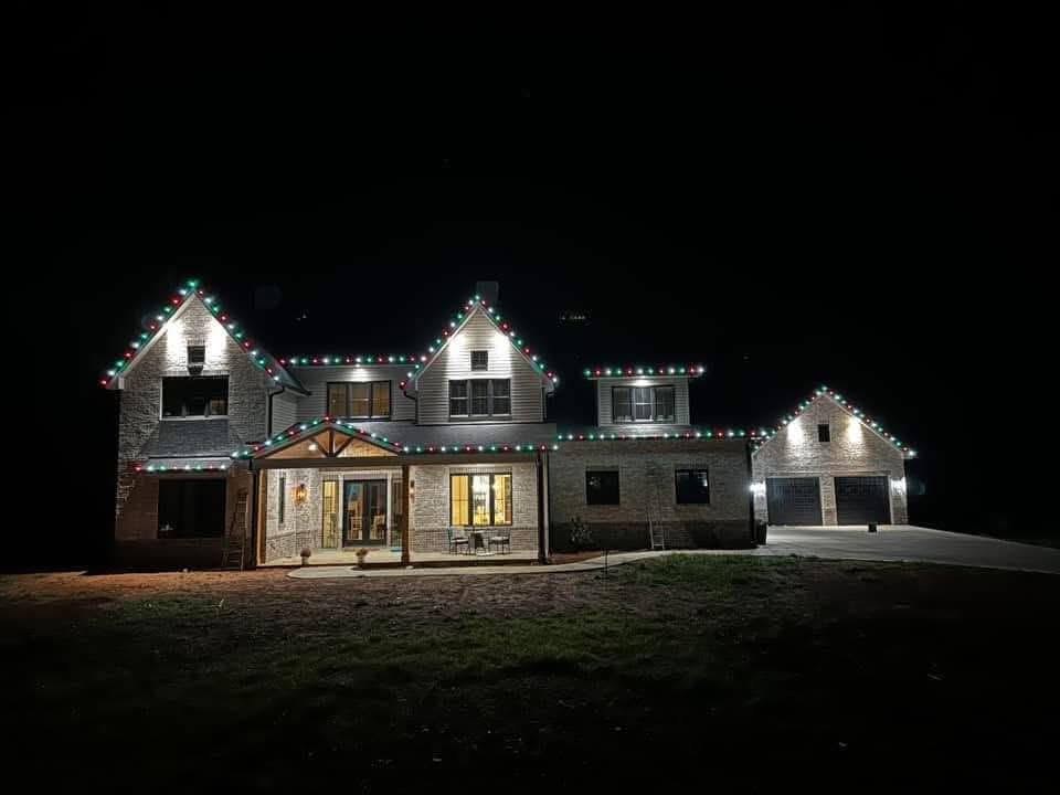 Colonial front, symmetrical and clean &mdash; Christmas light installation by Mike&rsquo;s Cincinnati Christmas Lights